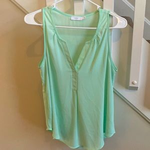 Womens Sleeveless Blouse Size Medium